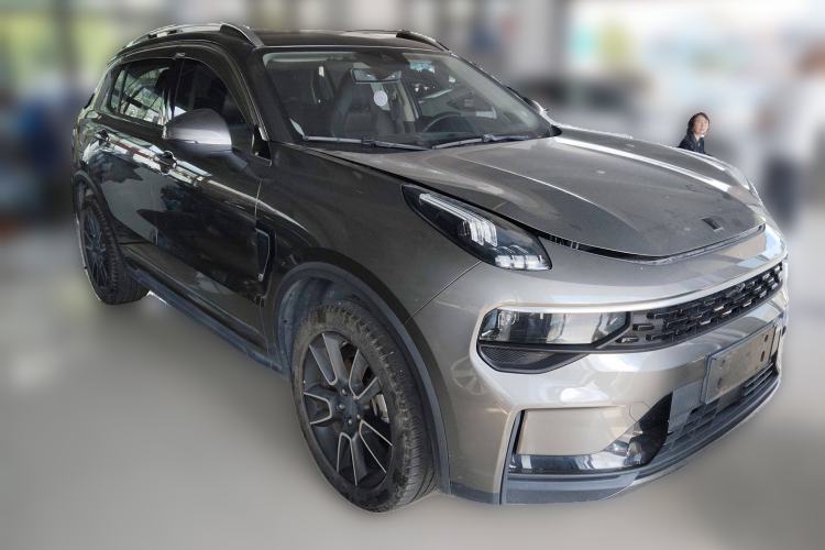 Used Lynk & Co 01 2021 2.0TD Two-Wheel-Drive Pro Trim Front Right 45 Deg