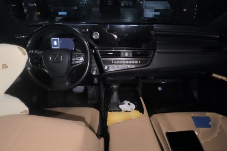 Used Lexus ES 2022 200 Excellence Edition