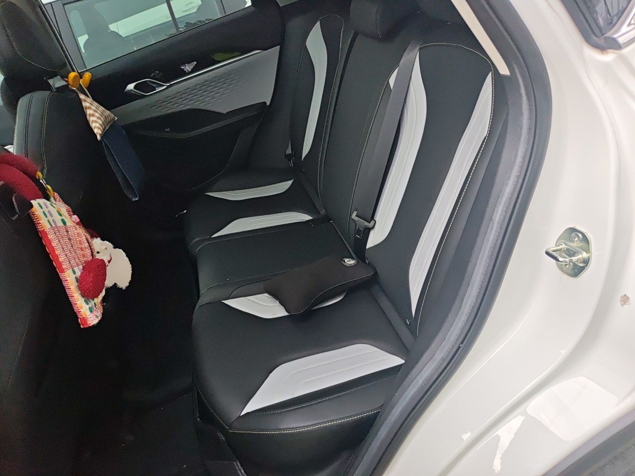 Geely Auto Coolray 2023 Bin Yue COOL 1.5TD DCT Champion Edition — снимка 17