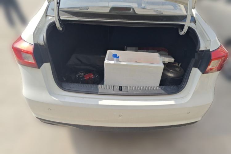 Used Roewe 360 2015 1.5L Automatic Luxury Edition
