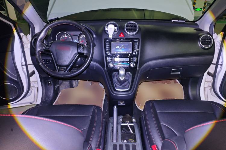 Used Haval H6 2015 Upgraded Model 1.5T Manual Two-Wheel Drive Elite Version