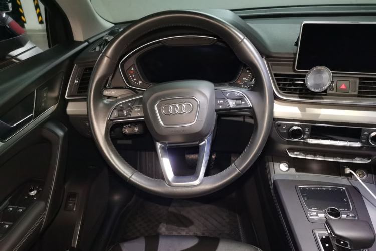 Used Audi Q5L 2020 40 TFSI Prestige Fashion Edition Steering Wheel