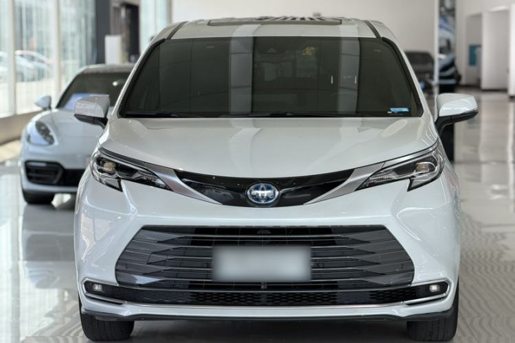 Used Toyota SIENNA 2021 2.5L Hybrid Premium Edition