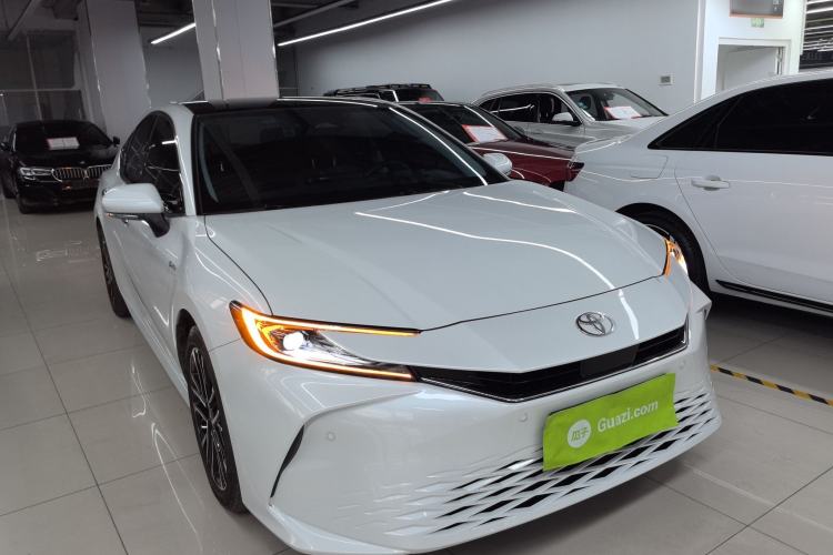 Used Toyota Camry 2024 Dual-Motor 2.0 HG Premium Edition
