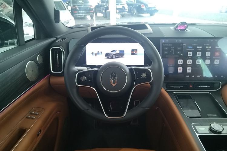 Used Hima AITO M9 2024 Range-Extended Ultra Version 42 kWh 6-Seater Model Steering Wheel