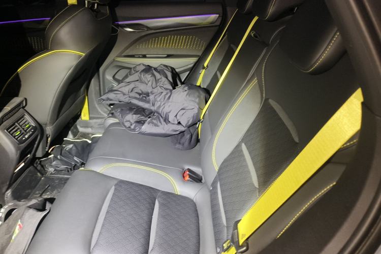 Used Geely Auto Monjaro S 2021 2.0TD Automatic Two-Wheel Drive Lightning Edition Left Rear Seat