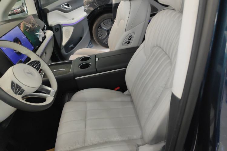 Used VOYAH Dream 2025 PHEV Four-Wheel-Drive Flagship Kunpeng Edition
