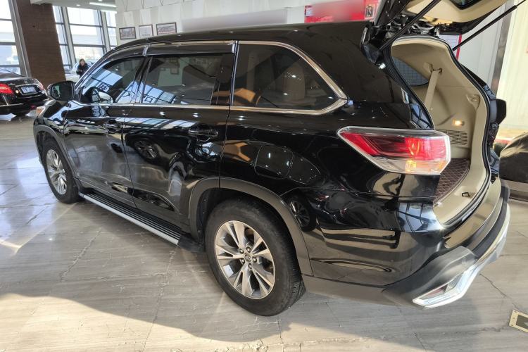 Used Toyota Highlander 2015 2.0T Four-Wheel Drive Elite Edition 7-Seater
