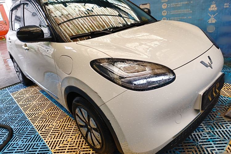 Used Wuling Bingo 2023 410 km Lingxi Deluxe Edition Front Right 45 Deg