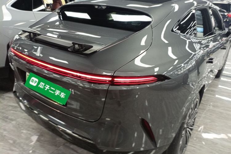 Used Avatr 11 2022 Long-Range Dual-Motor Luxury Edition 5 Seats