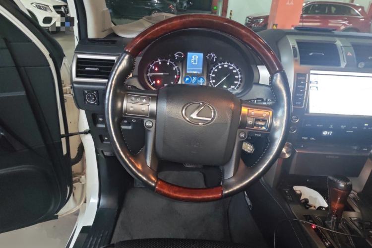 Used Lexus GX 2010 460
