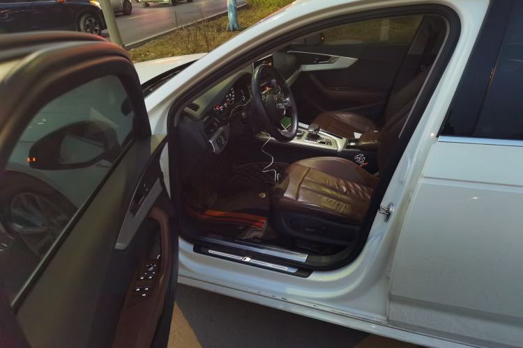 Used Audi A4L 2018 30th Anniversary Edition 40 TFSI Fashion Model