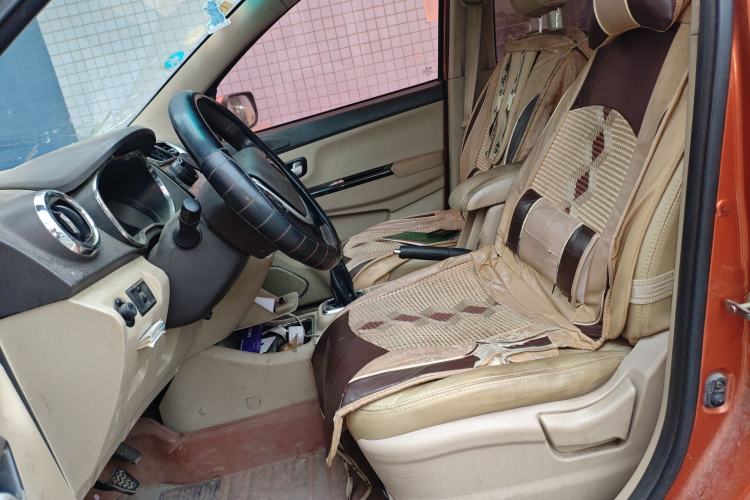 Used Jinbei 750 2015 1.5L Flagship Model