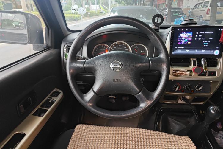 Used Nissan Paladin 2013 2.4L Two-Wheel Drive Standard Version China IV Standard