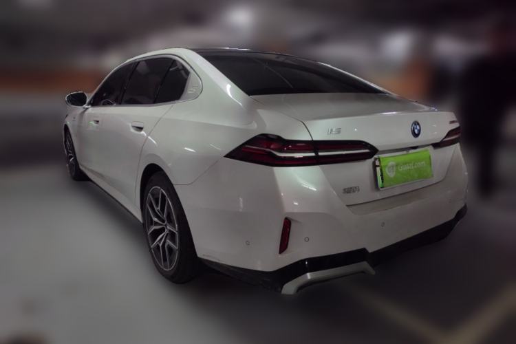 Used BMW i5 2024 eDrive 35L Luxury Model with M Sport Package