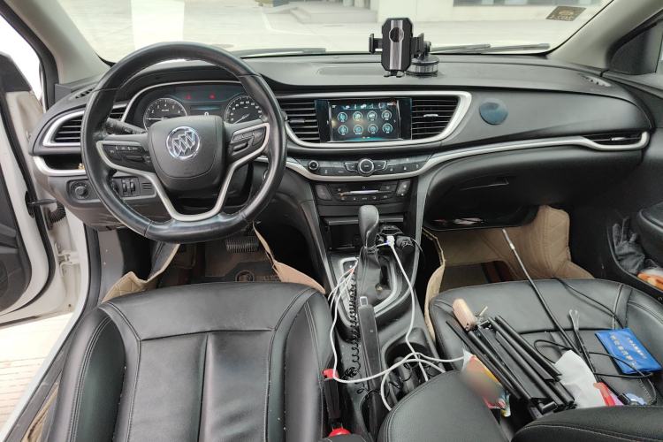 Used Buick GT 2019 18T Automatic Connected Elite Model China V Standard Center Console