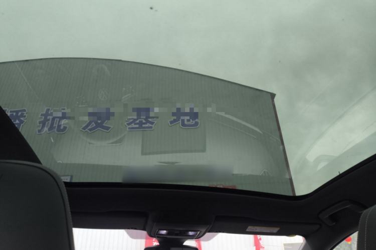 Used Volkswagen ID.UNYX 2024 Pro Long-Range Version Headliner