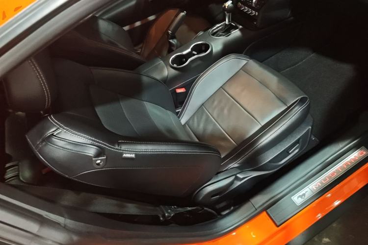 Used Ford Mustang 2020 2.3L EcoBoost Right Front Seat