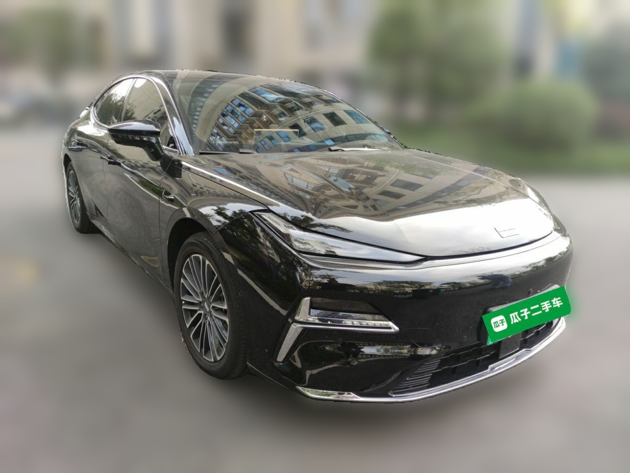 Geely Galaxy 8 2025 130km EM-i Prestige Edition — снимка 3