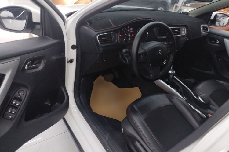 Used Citroen C3-XR 2015 1.6THP Automatic Pioneer Model Driver Seat