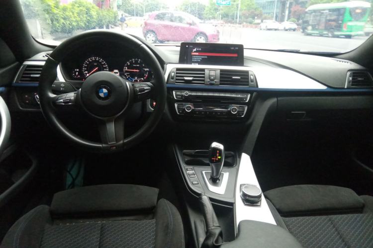 Used BMW 4 Series 2019 425i Gran Coupe M Sport Package Steering Wheel