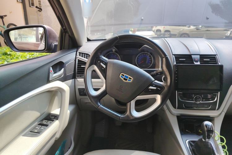 Used Geely Auto Emgrand 2014 Sedan 1.5L Manual Elite Model
