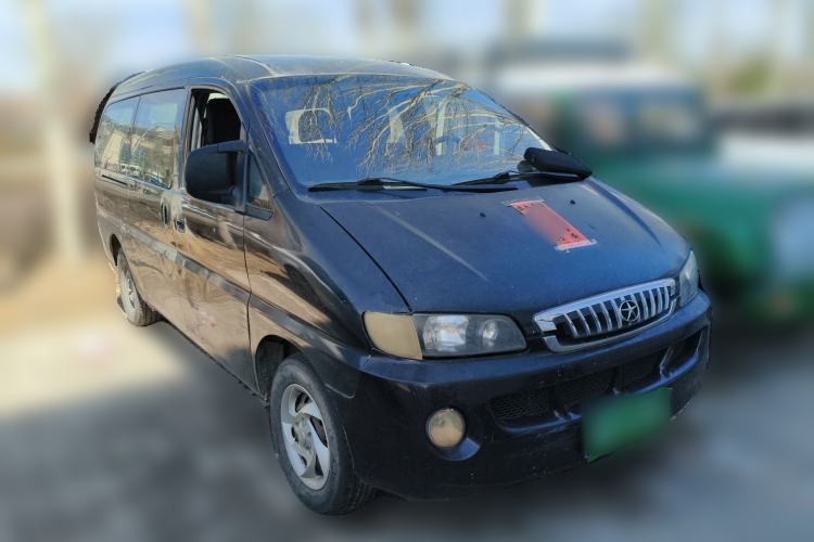 Used JAC Group Refine 2011 2.0L Shuttle Gasoline Standard Edition HFC4GA3 Front Right 45 Deg