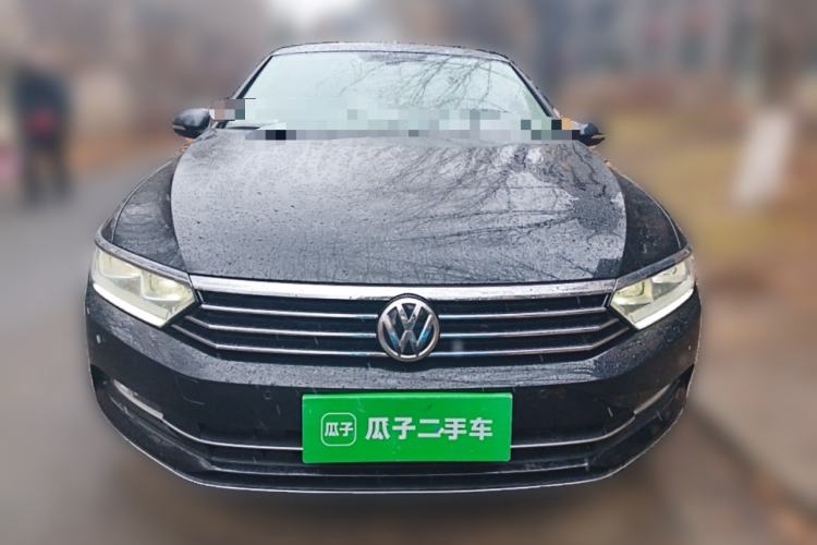 Used Volkswagen Magotan 2017 330TSI DSG Luxury Model Front