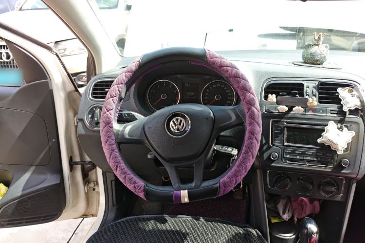 Used Volkswagen Polo 2014 1.6L Automatic Comfort Edition