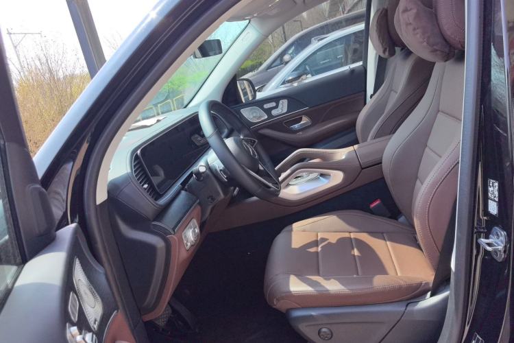 Used Mercedes-Benz GLE 2025-Year Restyled GLE 450 4MATIC Luxury Edition Left Front Seat