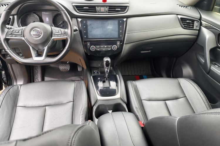 Used Nissan X-Trail 2019 2.0L CVT Smart Connect Comfort Edition 2WD Interior 1