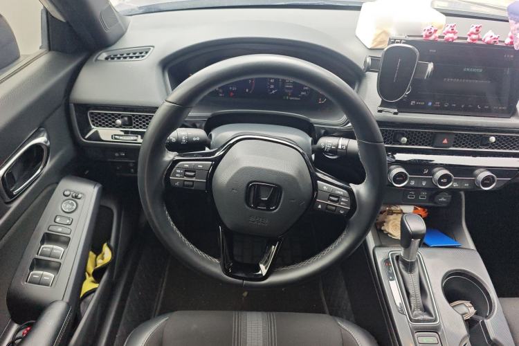 Used Honda Civic 2022 240TURBO CVT Dynamic Edition
