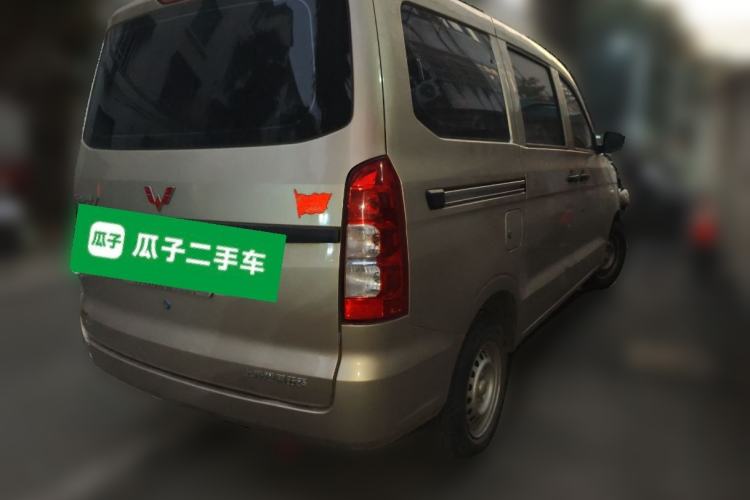 Used Wuling Hongguang V 2019 1.5L Jingqu Version China VI LAR