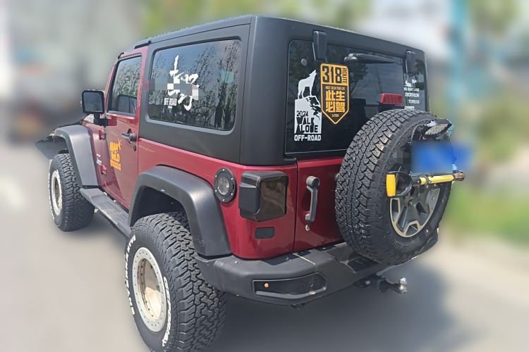 Used Jeep Wrangler 2012 3.6L Sahara two-door version
