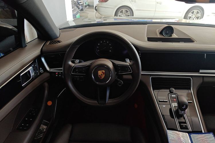 Used Porsche Panamera 2023 Panamera 2.9T Platinum Edition
