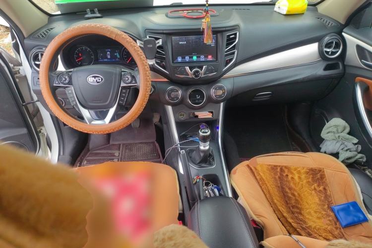 Used BYD Song 2016 1.5TI Manual Luxury Model
