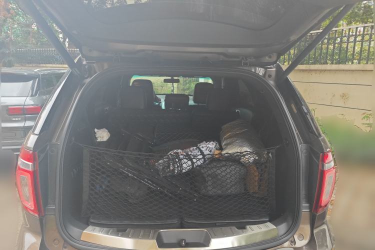 Used Ford Explorer 2013 3.5L Deluxe Model