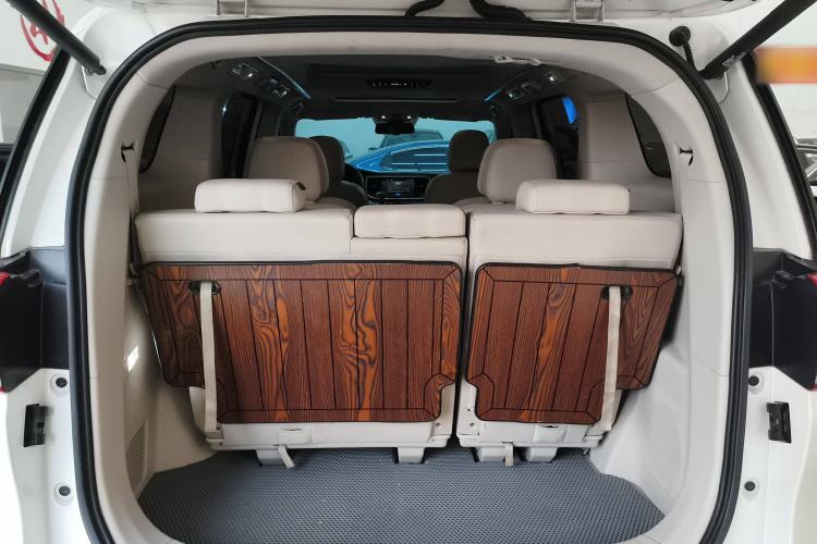 Used GAC Trumpchi M8 2018 320T Luxury Edition
