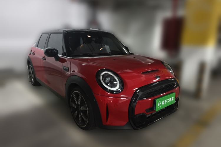 Used MINI 2023 Facelift 2.0T COOPER S Artist Five-Door Edition Front Right 45 Deg