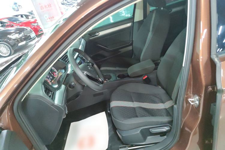 Used Volkswagen Lamando 2019 230TSI DSG Fashion Edition China V Standard
