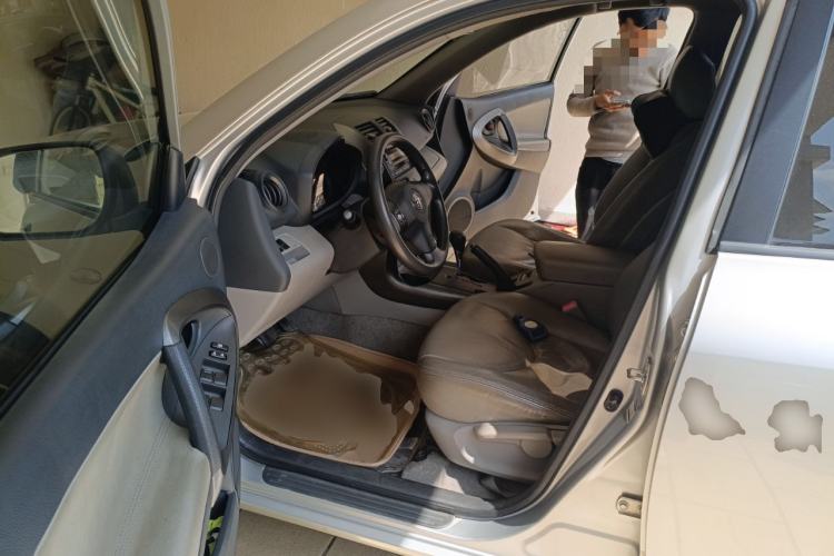 Used Toyota RAV4 2009 2.0L Automatic Classic Edition