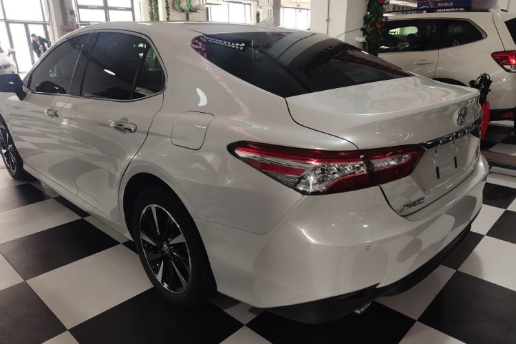 Used Toyota Camry 2021 2.0G Luxury Edition