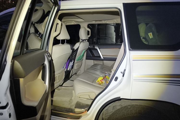 Used Toyota Prado 2010 4.0L Automatic TX-L
