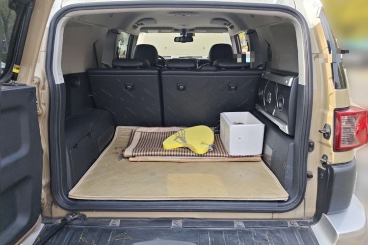 Used Toyota FJ Cruiser 2011 4.0L