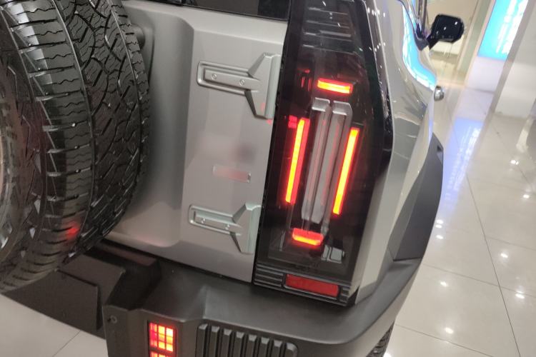 Used JETOUR Traveler 2023 2.0T Four-Wheel Drive Conqueror
