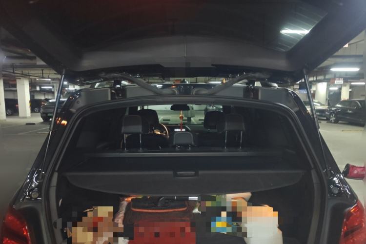 Used Mercedes-Benz GLK-Class 2015 GLK 300 4MATIC Fashion Edition Ultimate Version Trunk