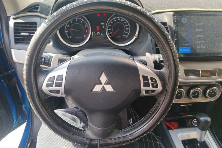 Used Mitsubishi Lancer EX 2015 1.8L CVT ZhiShang Edition China IV Standard