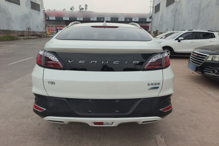 Used Venucia T90 2017 2.0L CVT Smart Edition
