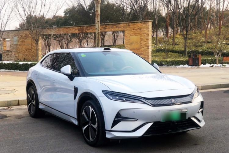 Used BYD Song L EV 2025 Intelligent Driving Version 662 km LiDAR Excellence Edition
