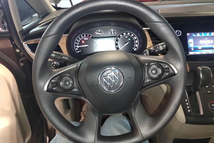 Used Buick GL8 2018 ES 28T Comfort Model China VI Standard Steering Wheel